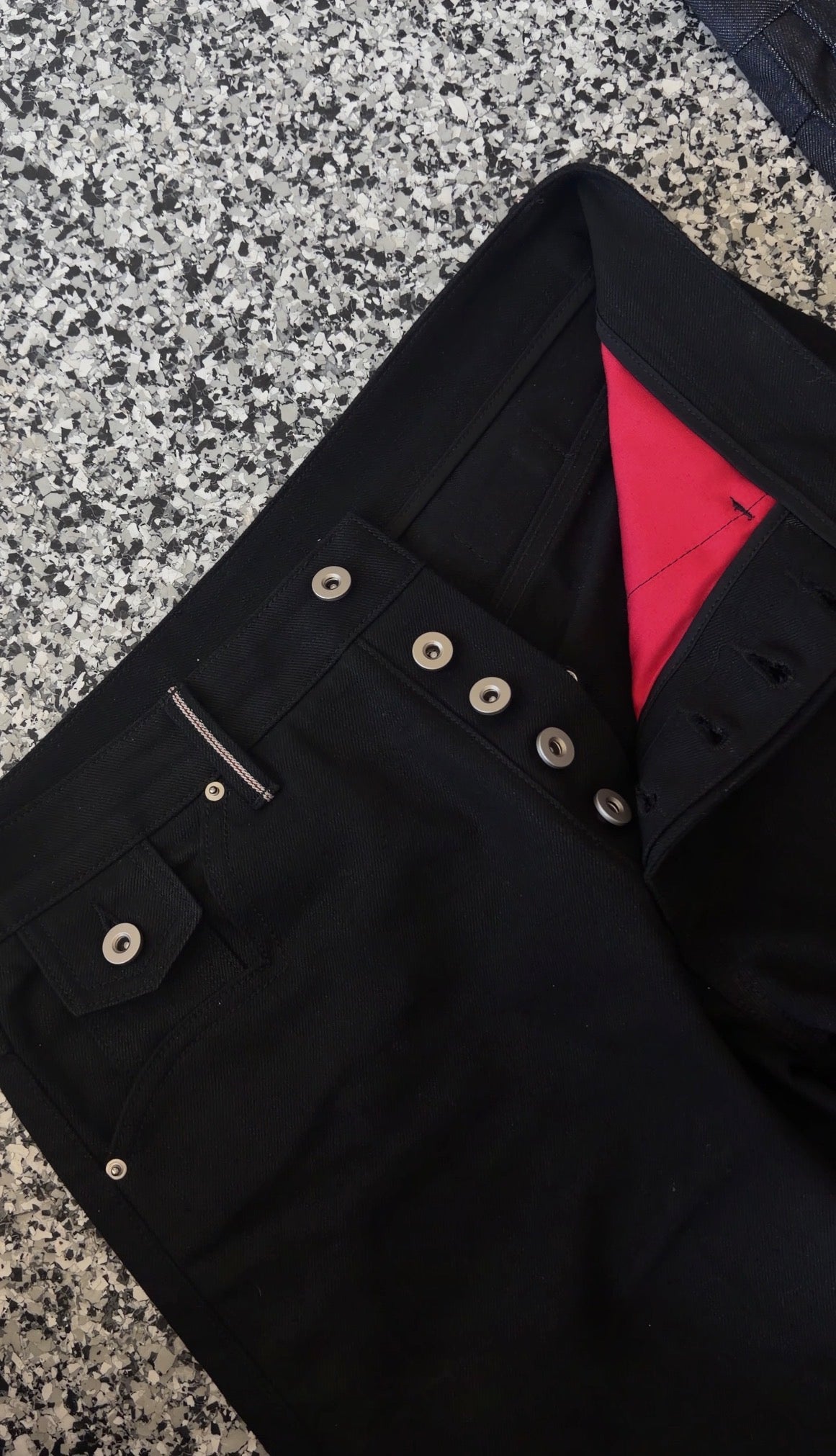 "everyday" denim jet black v2 (PREORDER)