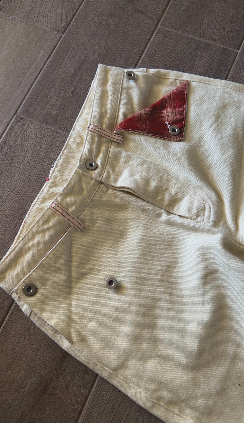 Cream canvas (PREORDER)