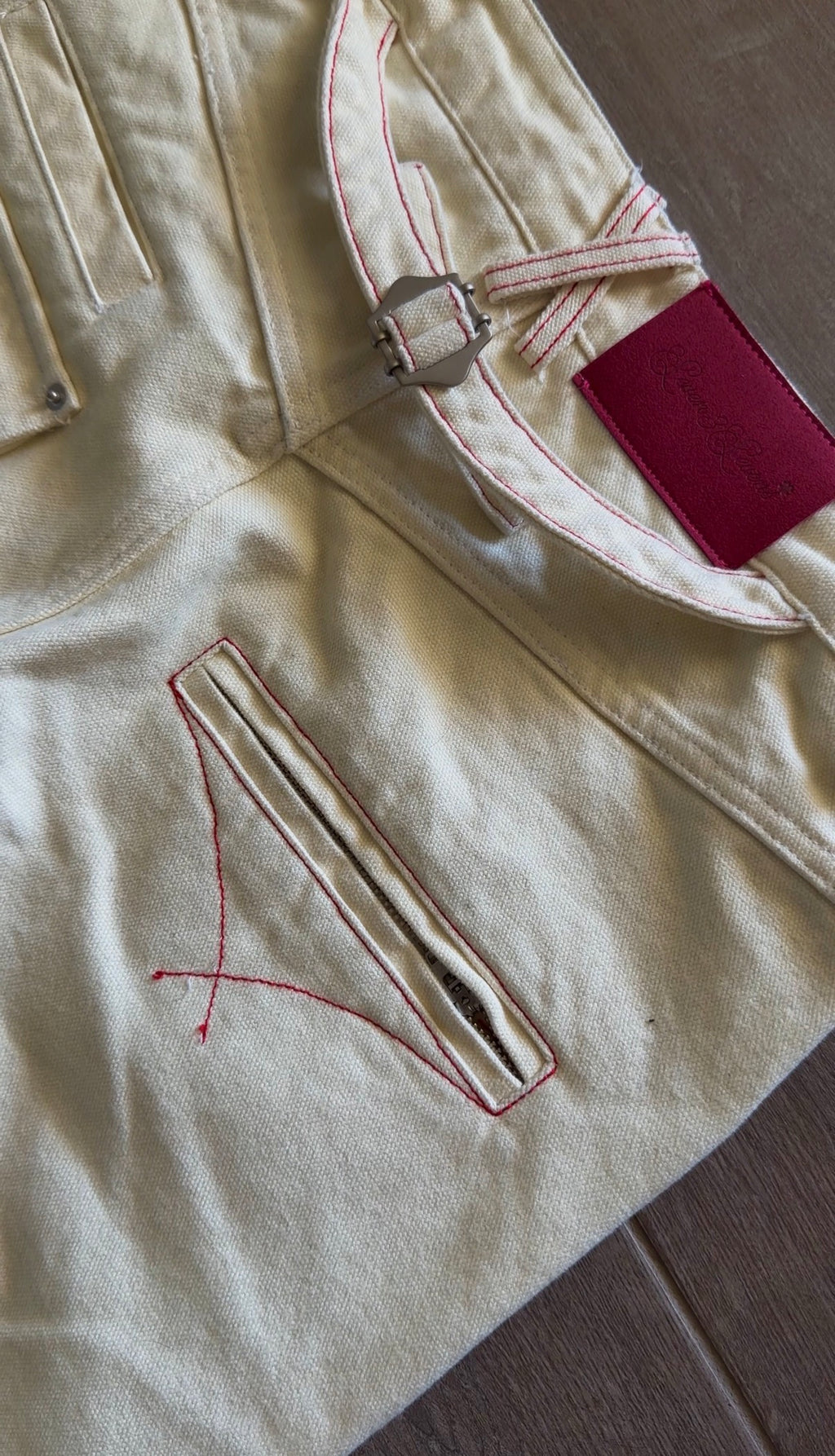 Cream canvas (PREORDER)